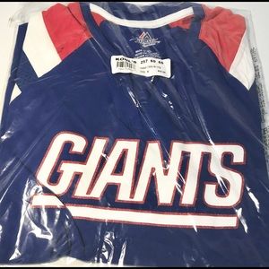 Majestic Tops - 🆕 Shirt Med New York Giants Ultimate Fan Tee Majestic Tops - 🆕 Shirt Med New York Giants Ultimate Fan Tee